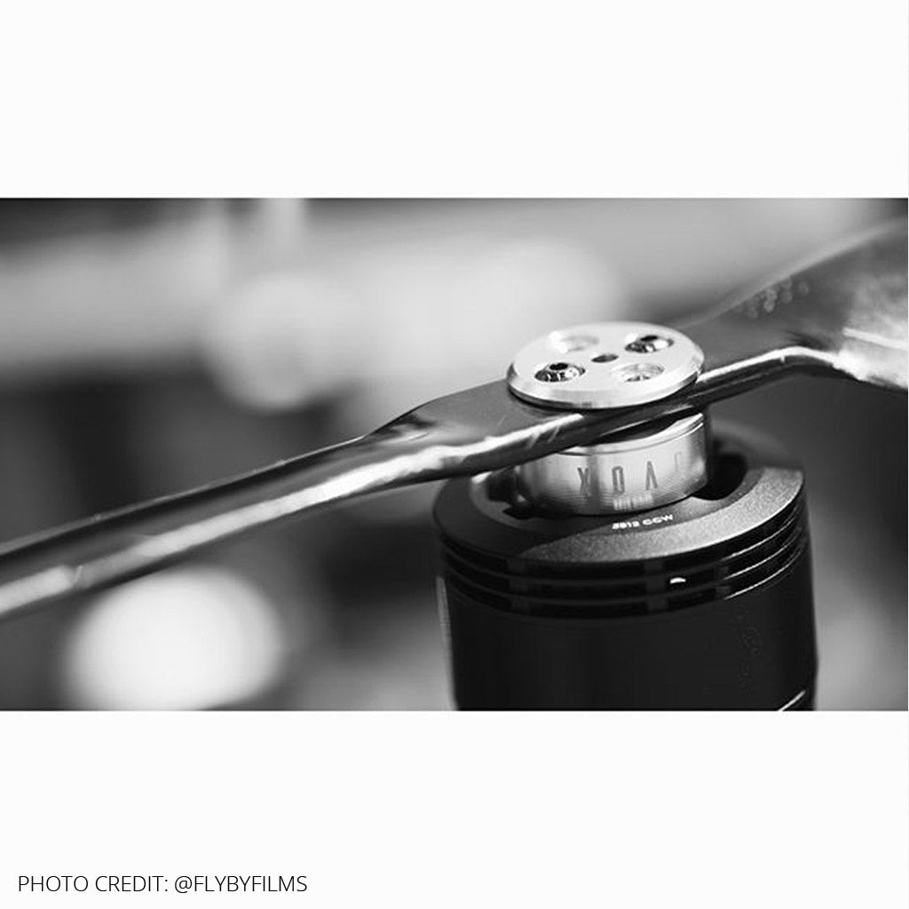 Aluminum Self-tightening Adapter for 18 Inch Propellers & below